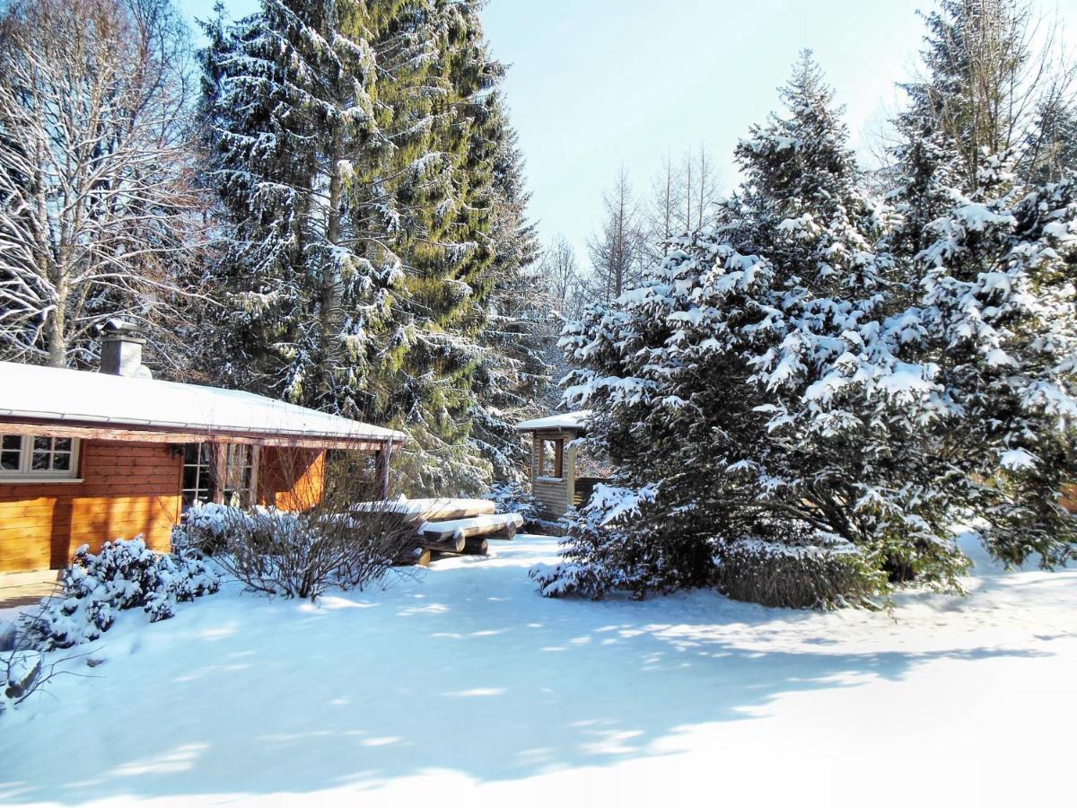 Authentic In With Private Fish Pond * Wibrin